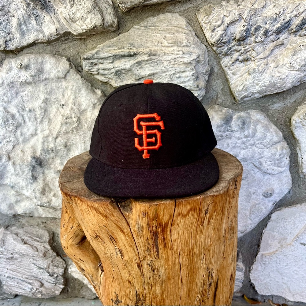 New Era San Francisco Giants Hat Black on Black 7 On-Field Cap